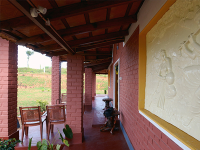 misty mountains homestays sakleshpur
