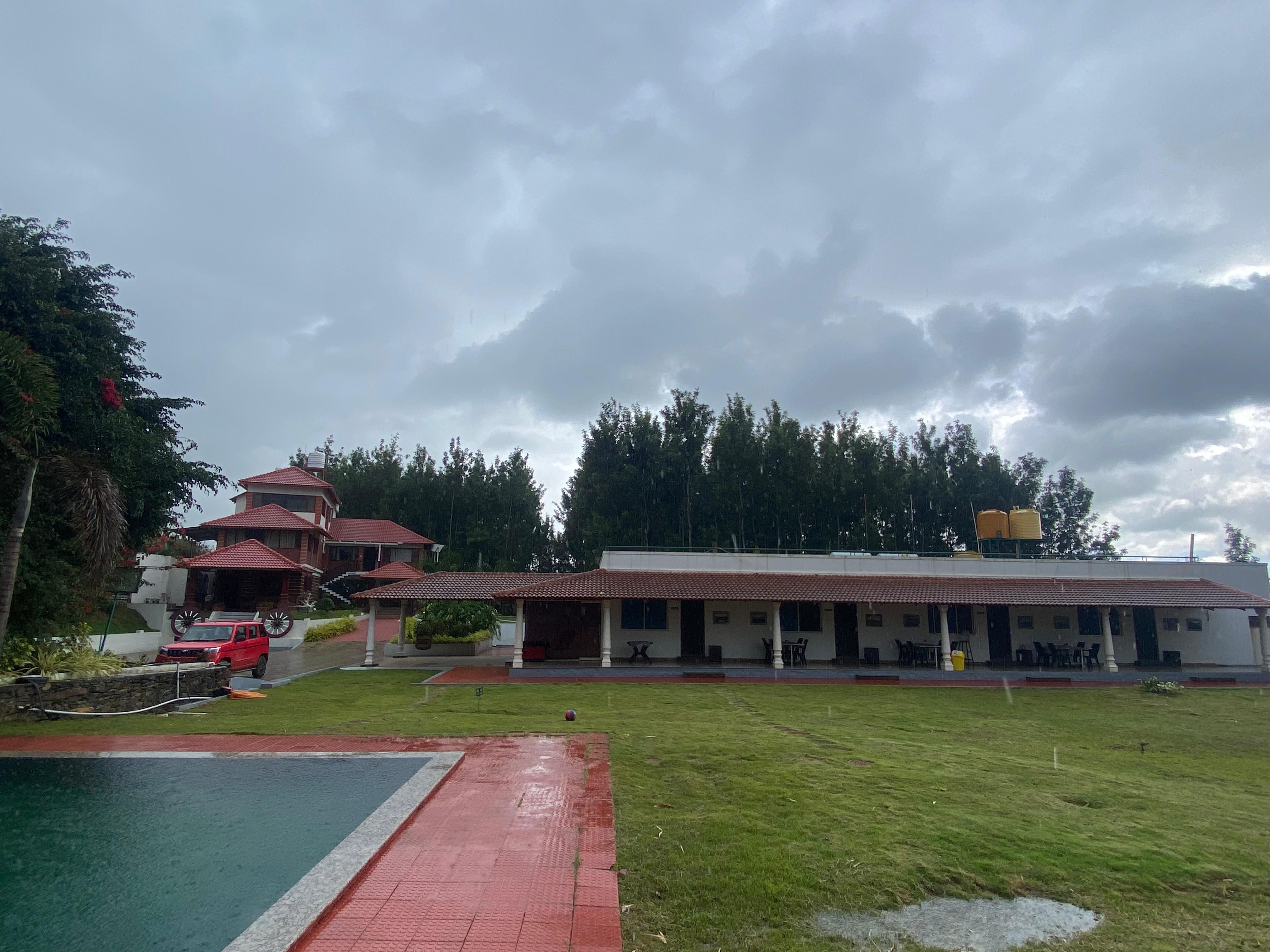 bougainvillea homestay chikmagalur