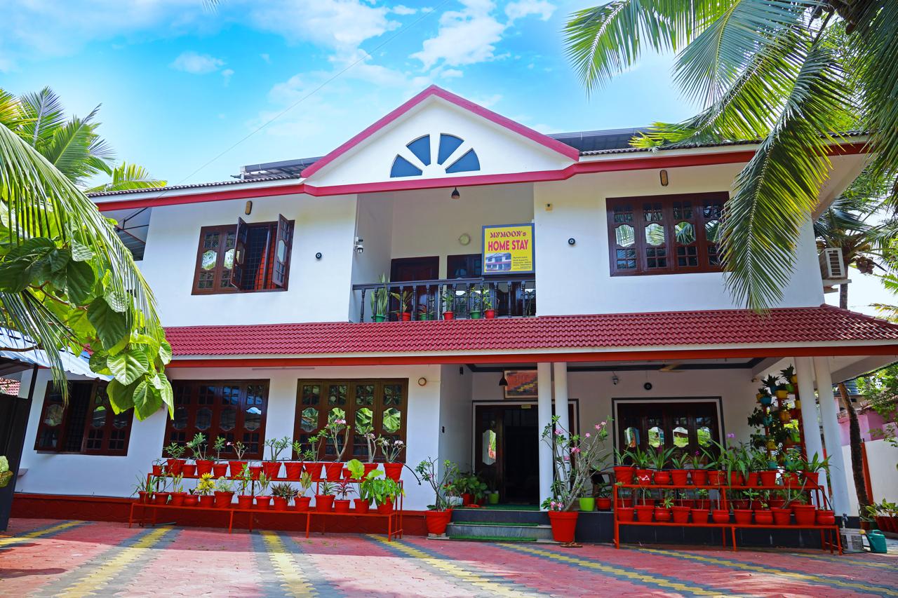 Discover the charm of Alappuzha with a cozy home stay at Mymoons Homestay.
