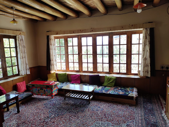 Authentic Ladakhi homestay experience at Tukchu